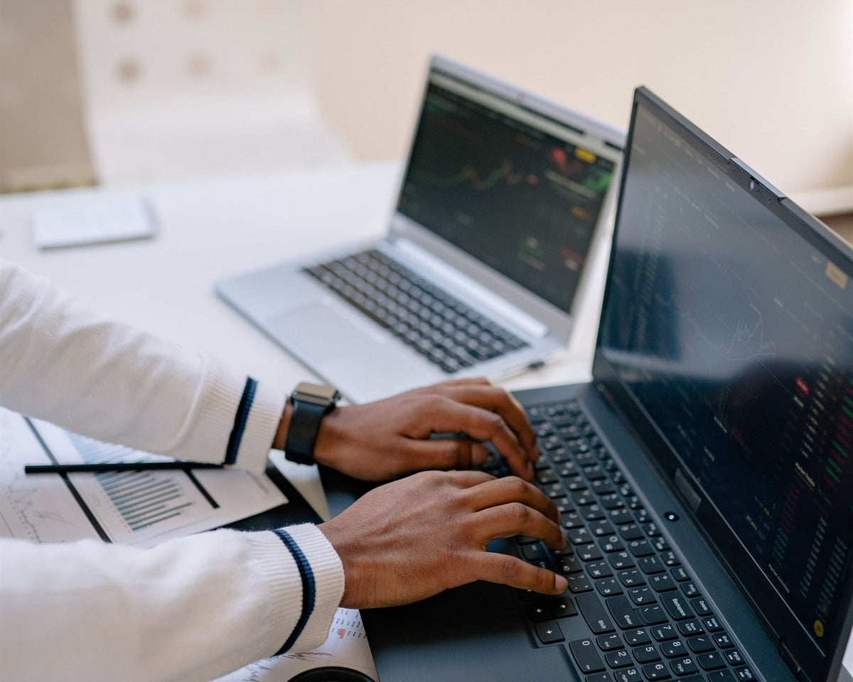 Qué laptop comprar entre $2 y $3 millones en Colombia: tres rutas sin gastar mal